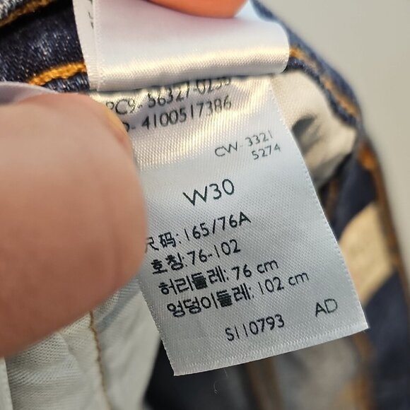 Levi's 501 Blue Distressed Denim Button Fly 32" Waist Jean Shorts - Picture 13 of 13